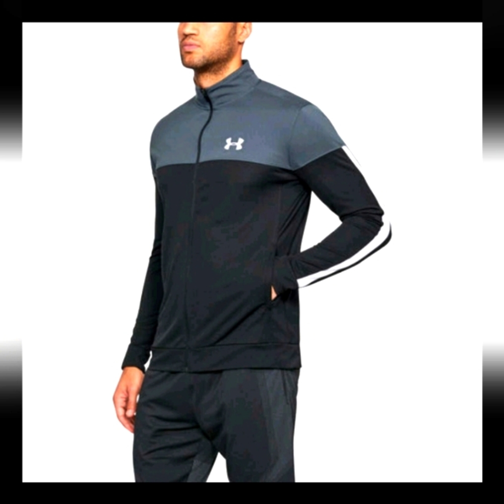 NWOT Under Armour Men's Black and Gray Jacket SMALL